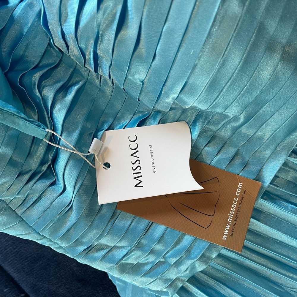 NWT Elegant One-Shoulder Lined Satin Dress in Sky Blue 8 - Picture 4 of 16